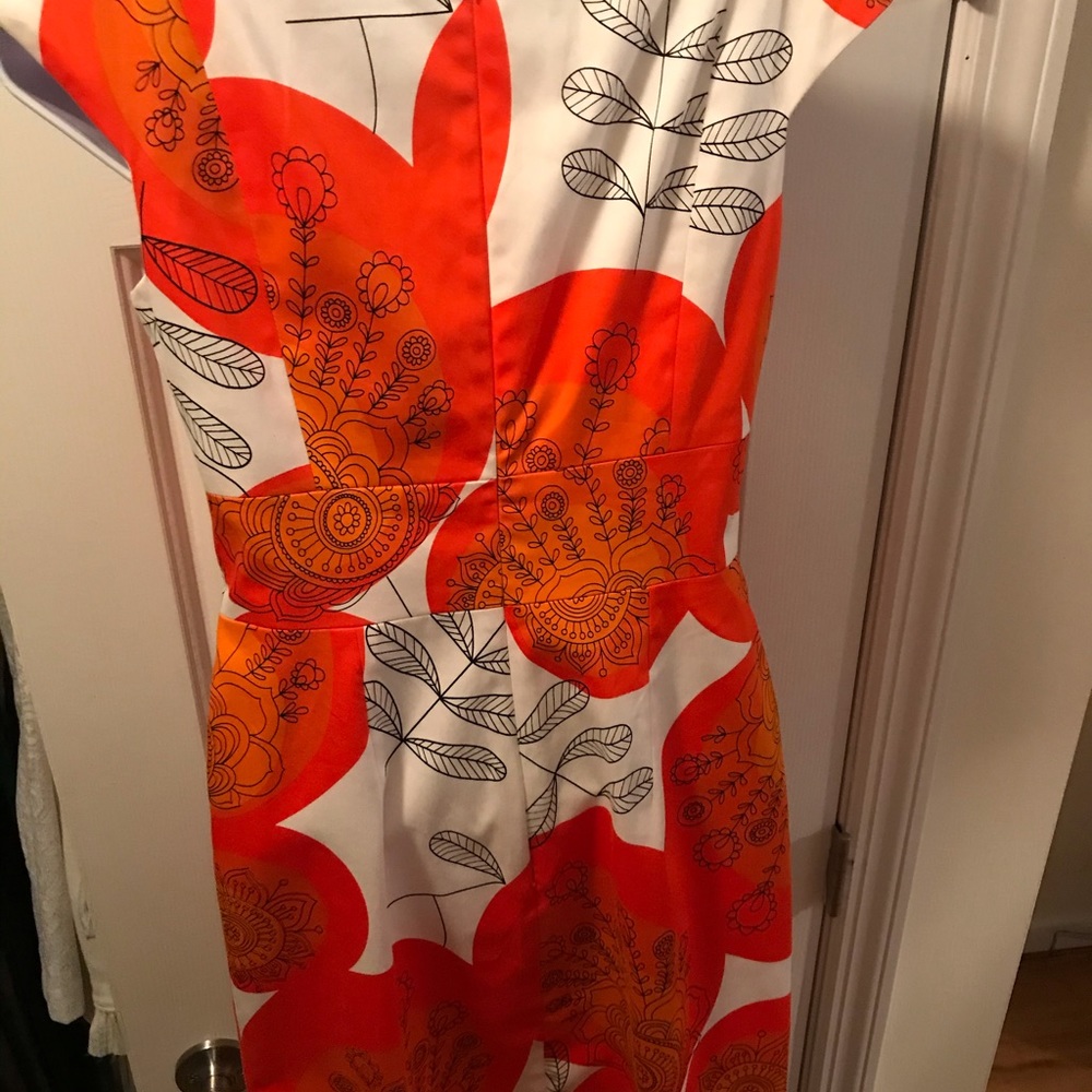 Dress - Picture 3 of 8